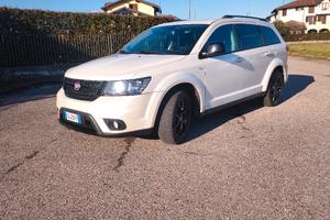 Fiat Freemont black code-2015