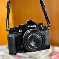 Nikon Zf, pari al nuovo + obiettivi
