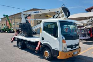 Piattaforma aerea autocarrata oil&steel 21.12 anno