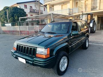 Jeep Grand Cherokee ZJ 5.2 v8 GPL