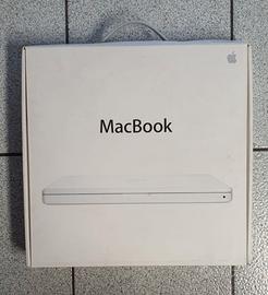 Apple MacBook 13" Intel Core 2 Duo A1181 scatola