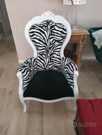 Poltrona vintage ristrutturata