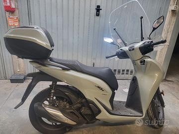 Honda SH 150 circa 2000 km