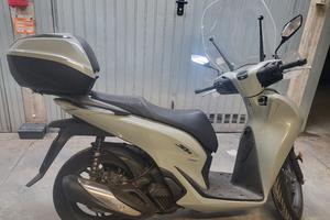 Honda SH 150 circa 2000 km