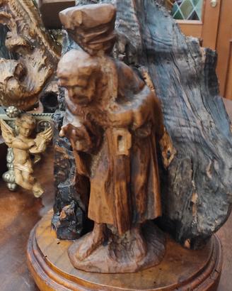 antiche sculture in legno artigianali 