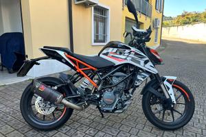 Duke 125 Akrapovic 2020