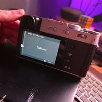 Fujifilm x100vi 2600 scatti garanzia italia