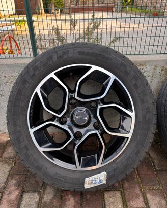 Ford Transit Cerchi 17 215-60 Mak con gomme