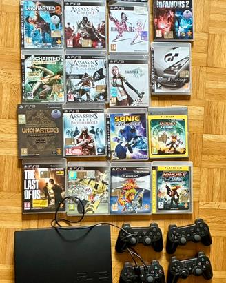 PlayStation 3 + 4 joystick + 20giochi