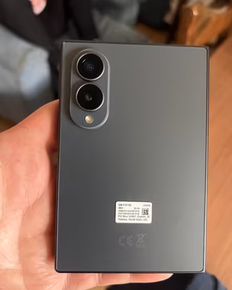 ki Samsung fold 8 