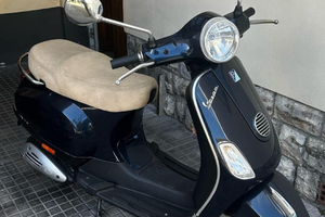 Vespa 50 LX 2011