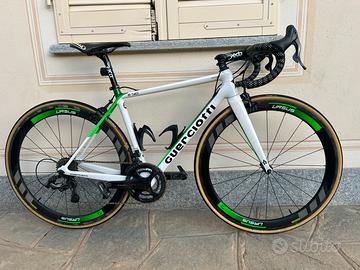 Biciclette GUERCIOTTI E740 (corsa alta gamma)