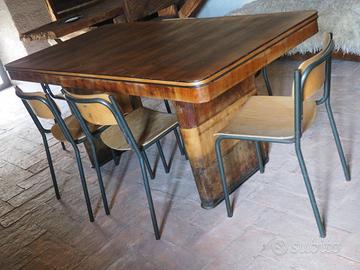 Tavolo modernariato anni '60 in legno