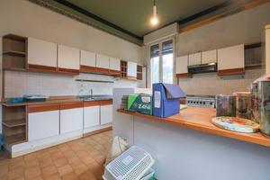 Villa di 600 m² con più di 5 locali e box auto dop