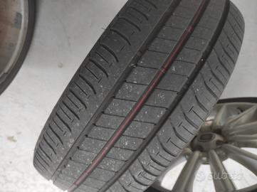 4 cerchi in lega Fiat punto più gomme semi nuove