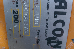 Retro escavatore per trattore agricolo