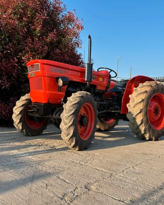 T48 Trattore Fiat 550 DT 4x4