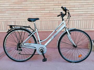 Bici da Passeggio più Accessori vari 