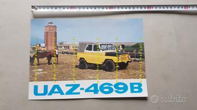 UAZ 469 B 1972 depliant originale auto ITALIANO