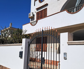 Villa indipendente frontemare