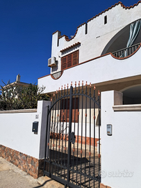 Villa indipendente frontemare