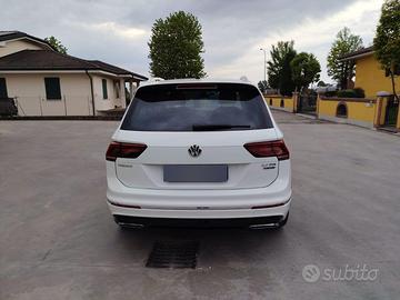 Wolkswagen Tiguan  2.0 BI-TDT 240CV R-LINE