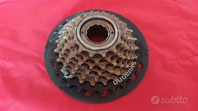 Cassetta pignoni Shimano per scatto fisso