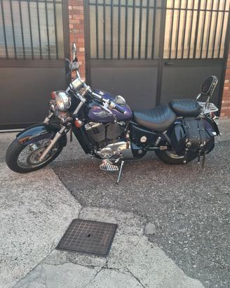 Honda Shadow 1100 "America Classic Edition"