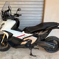 HONDA XADV 750