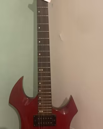 Chitarra elettrica artigianale 