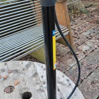 Pompa gonfiaggio gomme biciclette