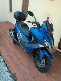 Moto scooter kimko 400