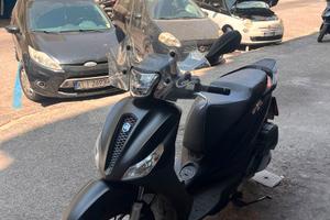Piaggio Medley S ABS 150 – 2023 – Unico prop.