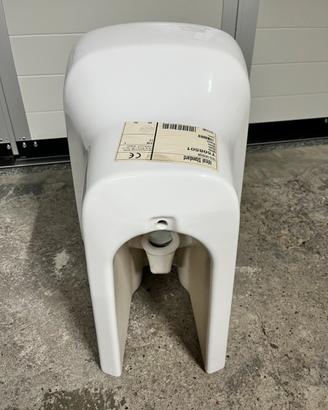 Bidet sospeso ideal standard Tesi Design