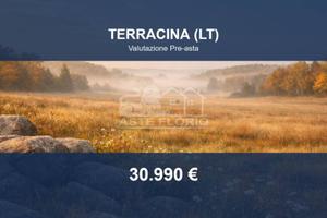 Immobile in asta di 77000 m² a Terracina