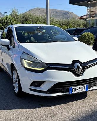 RENAULT Clio dCi 8V 90CV EDC Start&Stop 5 porte