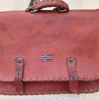borsa in cuoio Napapijri pezzo unico