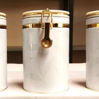 Barattolo in metallo chiusura ermetica, gr 250/300