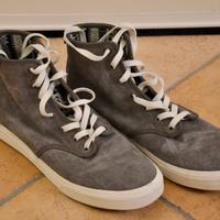 Vans donna