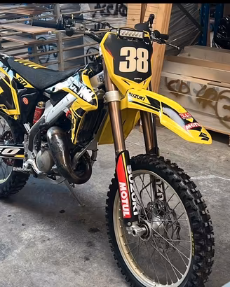 Suzuki valenti rm 50