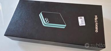 Samsung Galaxy Z Flip6 256 GB 12gb Ram