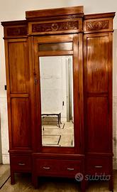 Armadio stile liberty '900