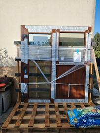 infisso in PVC colore noce