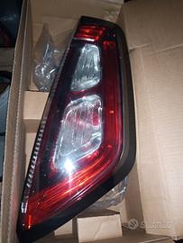 FANALE POSTERIORE DESTRO FIAT PUNTO EVO ORIGINALE