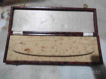 Scatola porta collane vintage