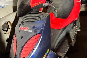 Aprilia SR 50 Rossifumi soli 6800km da collezione