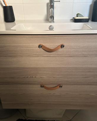 Lavabo bagno con mobile rovere grigio