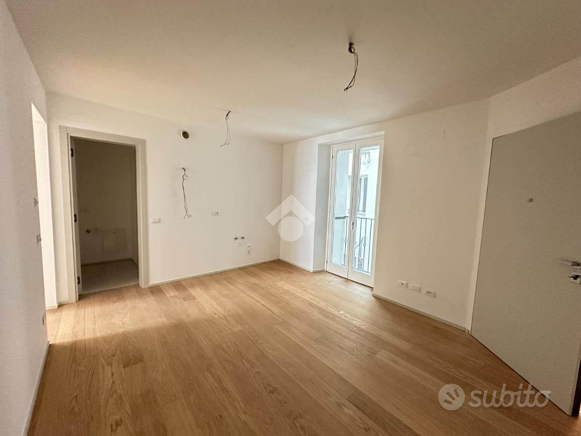Appartamento – Trieste, Riborgo, Città Nuova-Barriera Nuova-San Vito-Città Vecchia - Vista 3