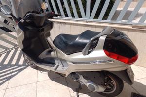 Piaggio X8 200 - 2004