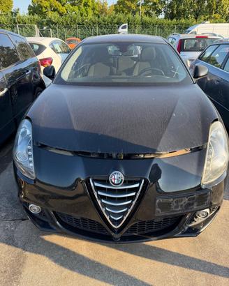ALFA ROMEO GIULIETTA DEL 2014 PER RICAMBI